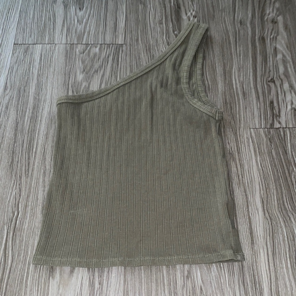 American Eagle Off the shoulder tank top
